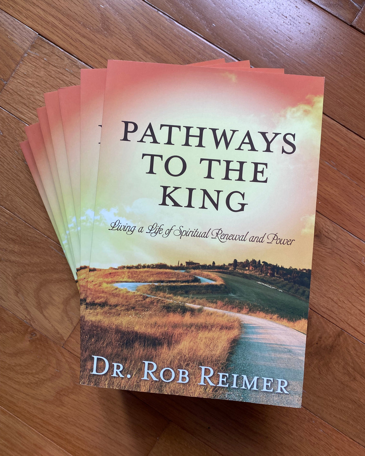 Case of Pathways to the King (56 books)